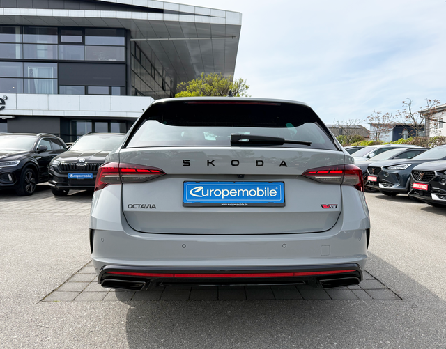 Heck Skoda Octavia Combi RS 2.0 TSI 265 DSG