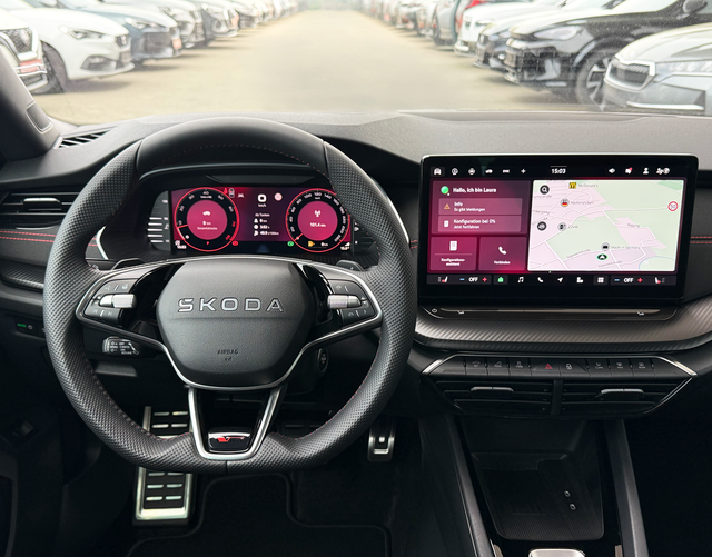 Innenraum Skoda Octavia Combi RS 2.0 TSI 265 DSG