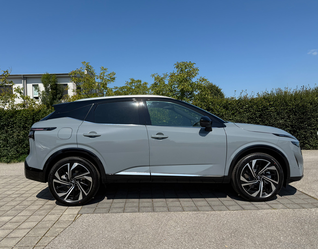 Nissan Qashqai Tekna+ Plus MHEV 158 Xtronic PREMIUM