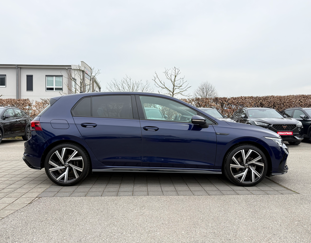 Beifahrerseite Volkswagen Golf R-Line 1.5 TSI 