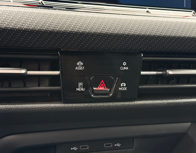 Innenraum Highlights Volkswagen Golf R-Line 1.5 TSI 