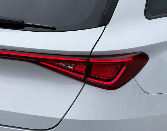 LED R&uuml;ckleuchte Seat Leon Sportstourer FR "25th Anniversary" 