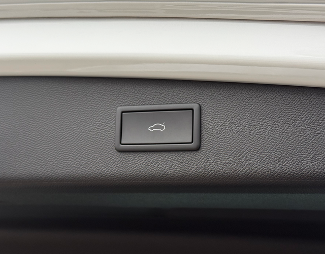 Kofferraum elektrisch Seat Leon Sportstourer FR "25th Anniversary" 