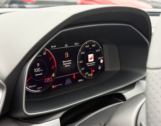 Digitales Cockpit Seat Leon Sportstourer FR "25th Anniversary" 