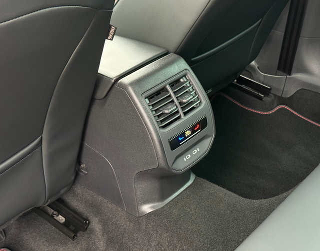 Klimaanlage hinten Seat Leon Sportstourer FR "25th Anniversary" 