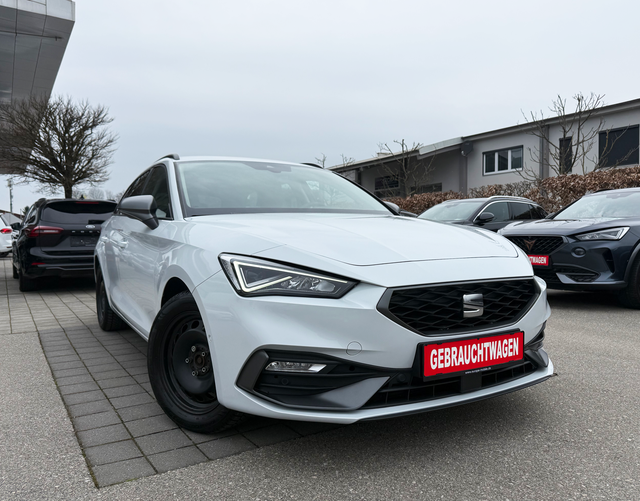 Vorne Seat Leon Sportstourer FR "25th Anniversary" 