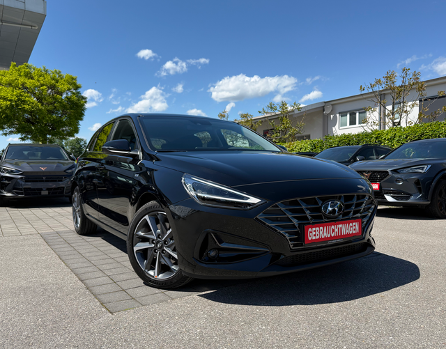 Vorne Hyundai i30 Prime 1.5 T-GDI 48V-Mildhybrid 160 iMT 