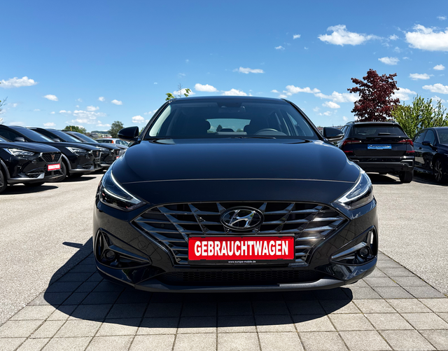 Vorne Hyundai i30 Prime 1.5 T-GDI 48V-Mildhybrid 160 iMT 