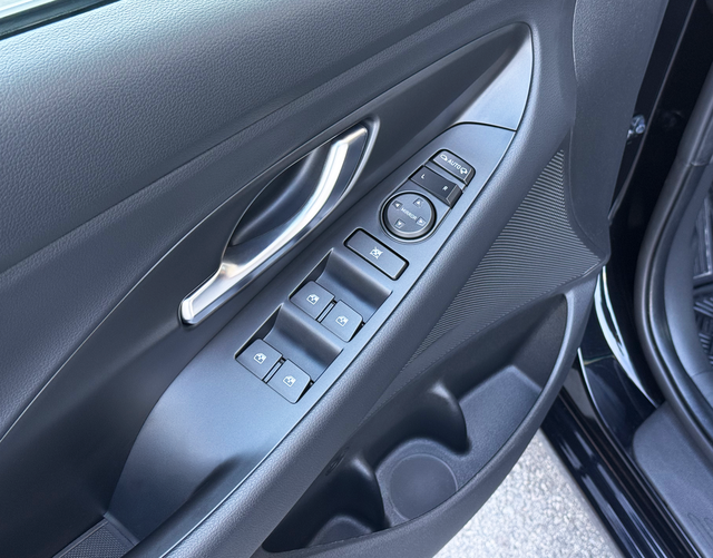 Fahrert&uuml;r Highlights Hyundai i30 Prime 1.5 T-GDI 48V-Mildhybrid 160 iMT 