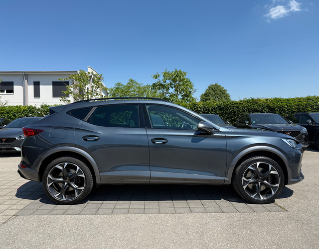Beifahrerseite Cupra Formentor VZ 2.0 TSI 4Drive 310 PS DSG 