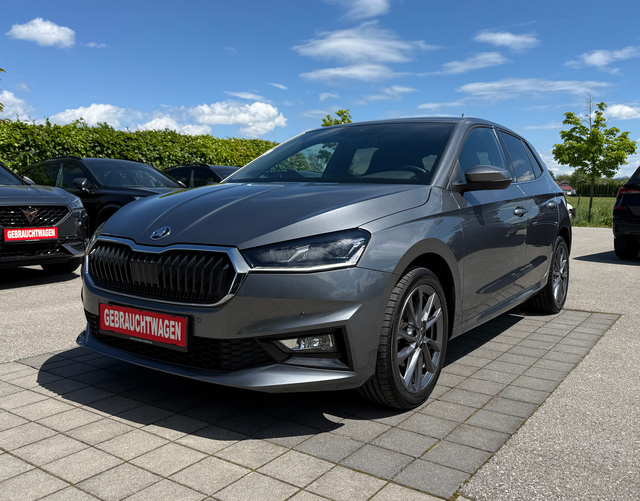 Vorne Skoda Fabia Style 1.0 TSI 110