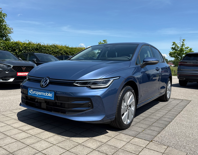 Vorne Volkswagen Golf LIMITED 2.0 TDI SCR 110kW DSG