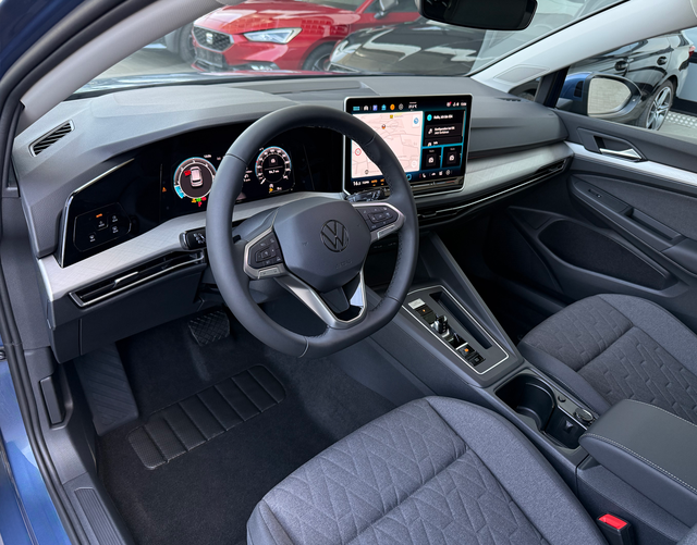 Interieur Volkswagen Golf LIMITED 2.0 TDI SCR 110kW DSG