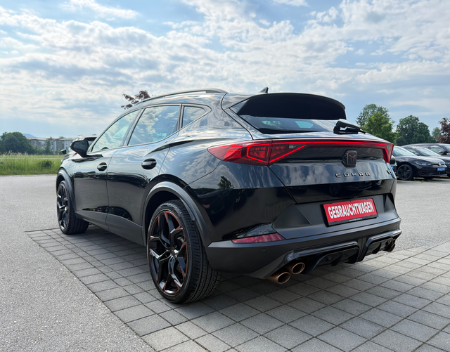 Hinten Cupra Formentor VZ5 2.5 TSI DSG 