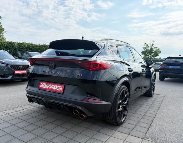 Hinten Cupra Formentor VZ5 2.5 TSI DSG 