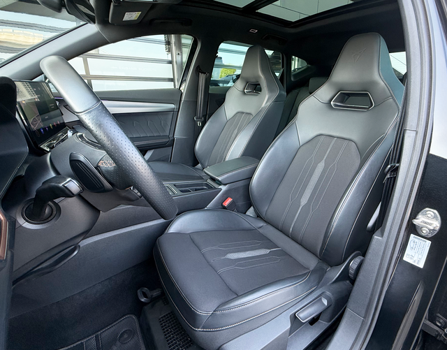 Vordersitze Polsterung Cupra Formentor VZ5 2.5 TSI DSG 