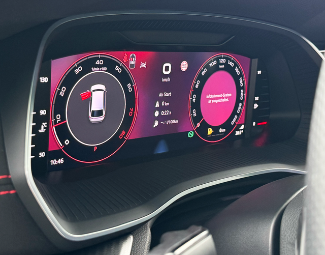 Digitales Cockpit Skoda Octavia Combi RS 2.0 TSI 265 DSG