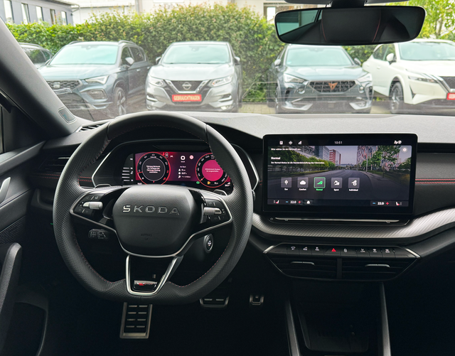 Innenraum Skoda Octavia Combi RS 2.0 TSI 265 DSG