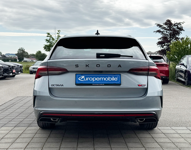 Heck Skoda Octavia Combi RS 2.0 TSI 265 DSG