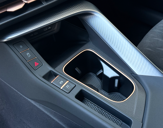 Innenraum Highlights Cupra Terramar VZ 2.0 TSI 195kW DSG 4Drive 