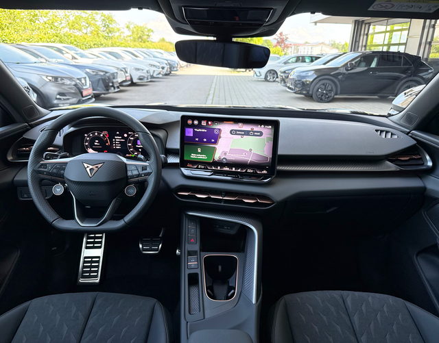 Innenraum Cupra Terramar VZ 2.0 TSI 195kW DSG 4Drive 