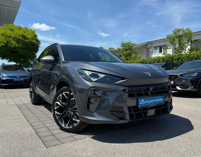 Vorne Cupra Terramar VZ 2.0 TSI 195kW DSG 4Drive 