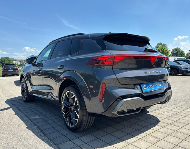 Hinten Cupra Terramar VZ 2.0 TSI 195kW DSG 4Drive 