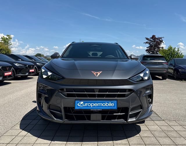 Vorne Cupra Terramar VZ 2.0 TSI 195kW DSG 4Drive 