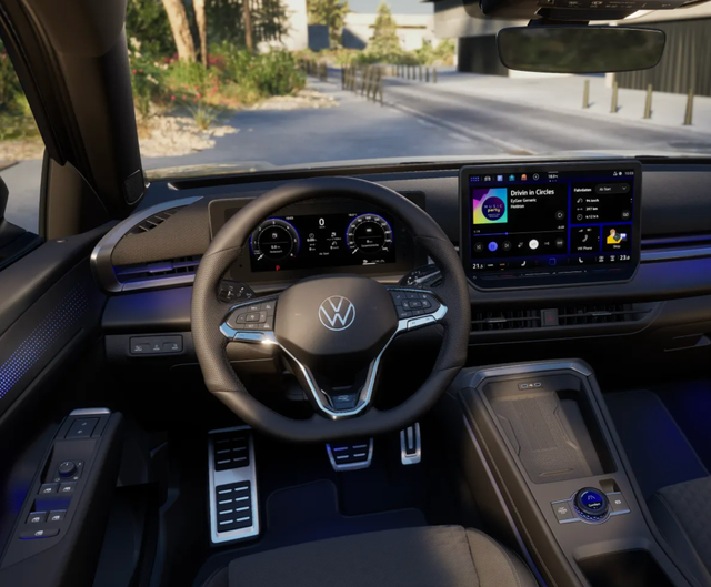 Volkswagen T-Roc R-Line 1.5 eTSI OPF DSG 150
