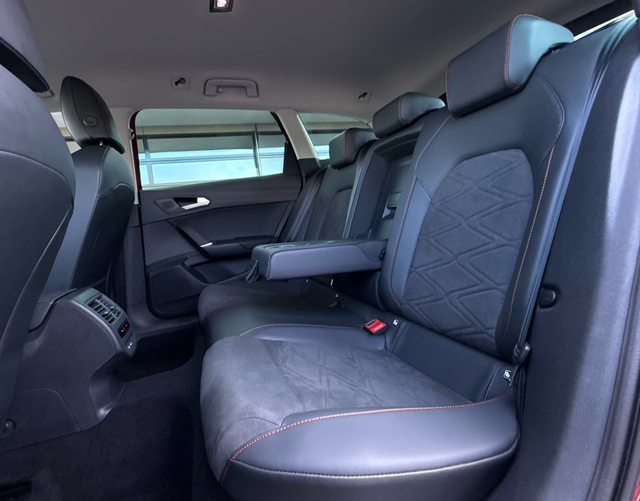 R&uuml;cksitzbank Seat Leon Sportstourer FR