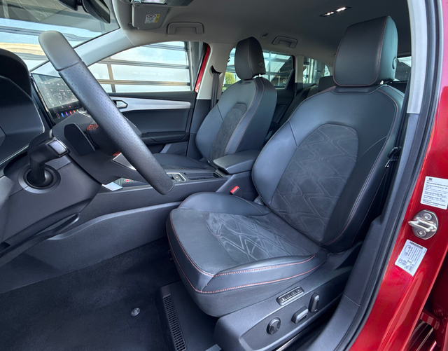 Vordersitze Polsterung Seat Leon Sportstourer FR