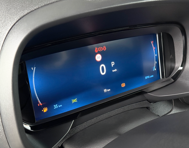 Digitales Cockpit Toyota Proace City Verso TEAMPLAYER