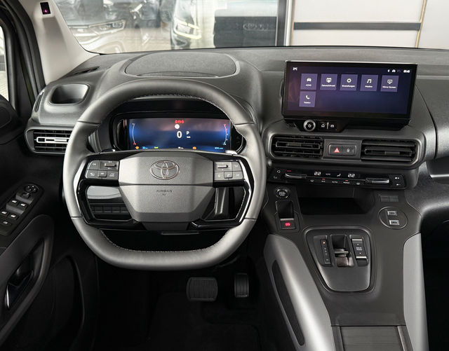 Innenraum Toyota Proace City Verso TEAMPLAYER