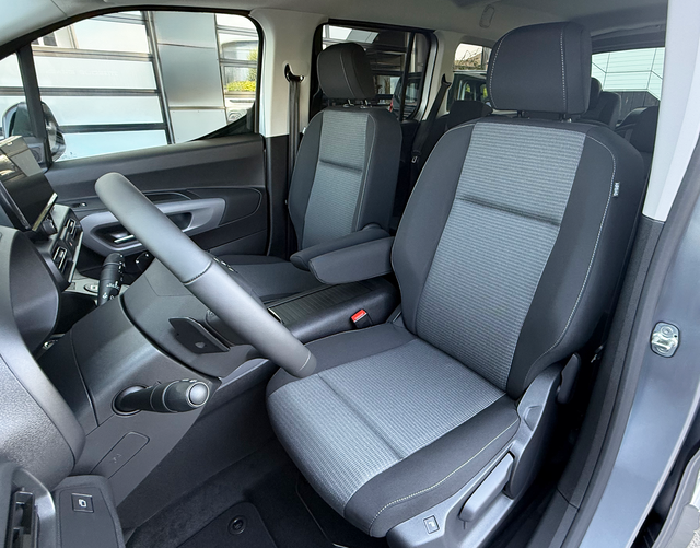 Vordersitze Polsterung Toyota Proace City Verso TEAMPLAYER 7-Sitzer