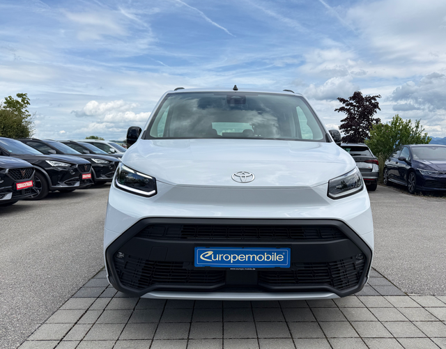 Vorne Toyota Proace City Verso TEAMPLAYER