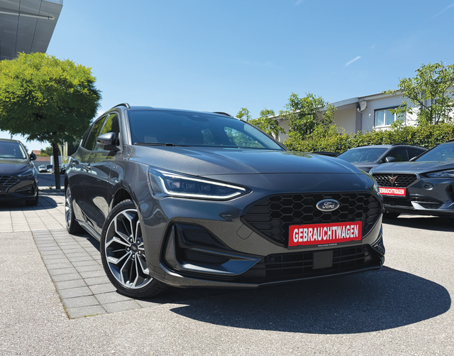 Vorne Ford Focus Turnier ST-Line X