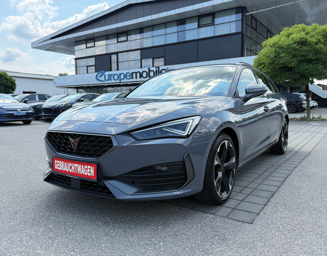 Vorne Cupra Leon Sportstourer