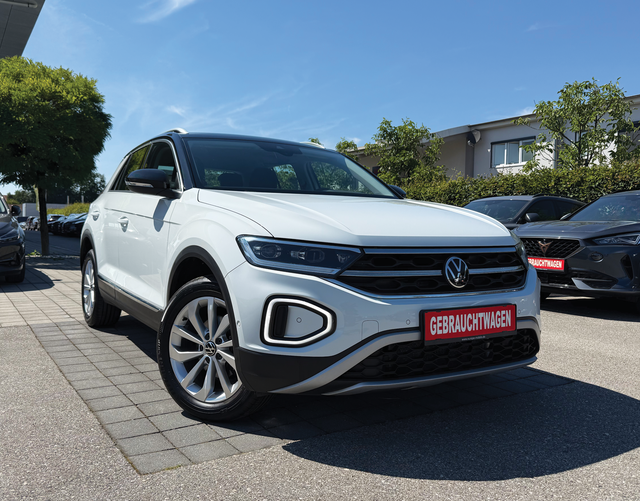 Vorne Volkswagen T-Roc Style 1.5 TSI 150 DSG