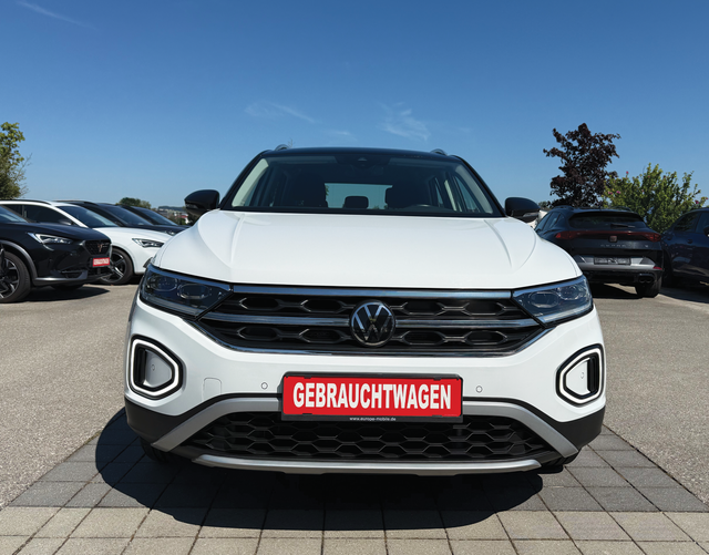 Vorne Volkswagen T-Roc Style 1.5 TSI 150 DSG