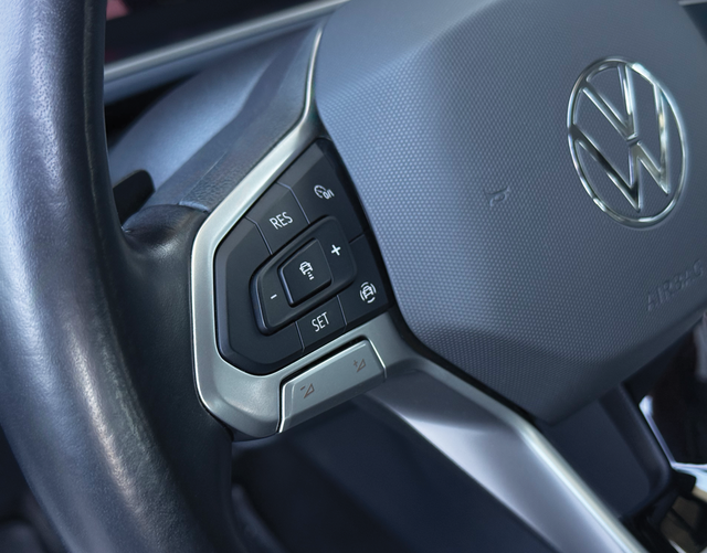 Multifunktionslenkrad Volkswagen T-Roc Style 1.5 TSI 150 DSG