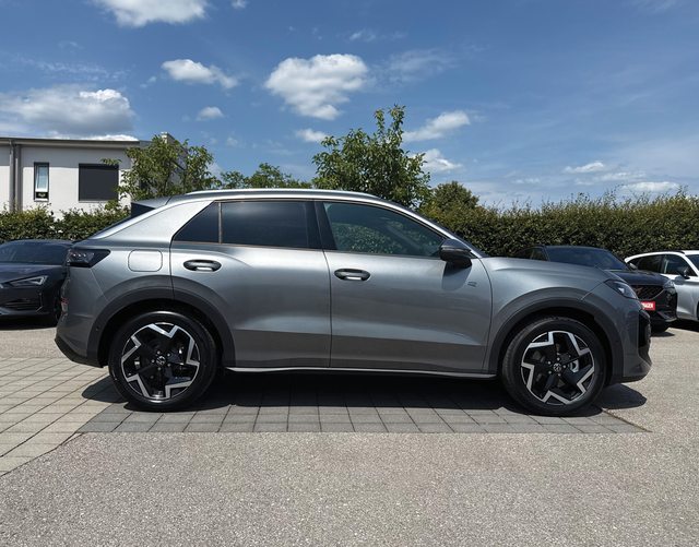 Beifahrerseite Volkswagen T-Roc R-Line 1.5 eTSI OPF DSG 150