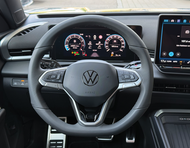 Multifunktionslenkrad Volkswagen T-Roc R-Line 1.5 eTSI OPF DSG 150