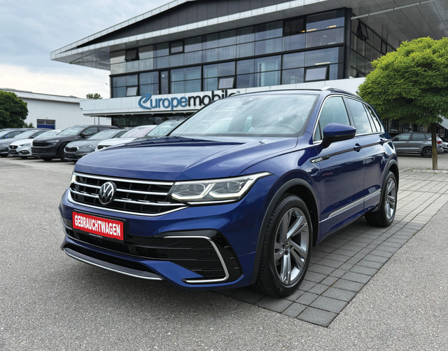 Vorne Volkswagen Tiguan R-Line 
