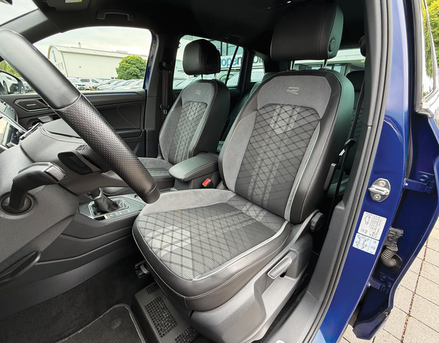 Vordersitze Polsterung Volkswagen Tiguan R-Line 