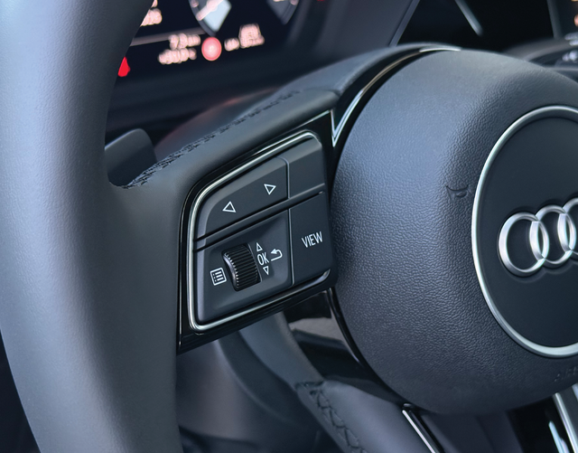 Multifunktionslenkrad Audi A3 Sportback Limited 30 TFSI S tronic 