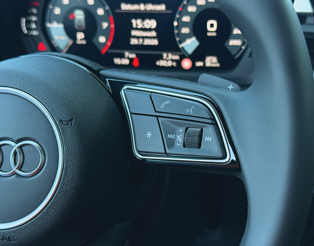 Multifunktionslenkrad Audi A3 Sportback Limited 30 TFSI S tronic 