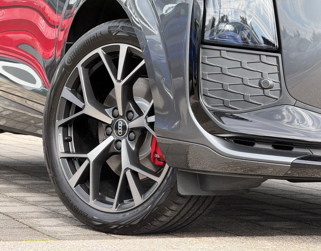 Felge Audi Q3 Sportback S line TFSI quattro 204 PS