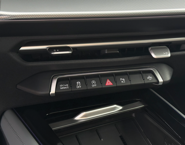 Innenraum Highlights Audi Q3 Sportback S line TFSI quattro 204 PS