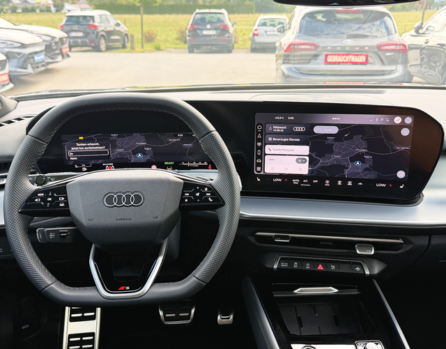 Innenraum Audi Q3 Sportback S line TFSI quattro 204 PS