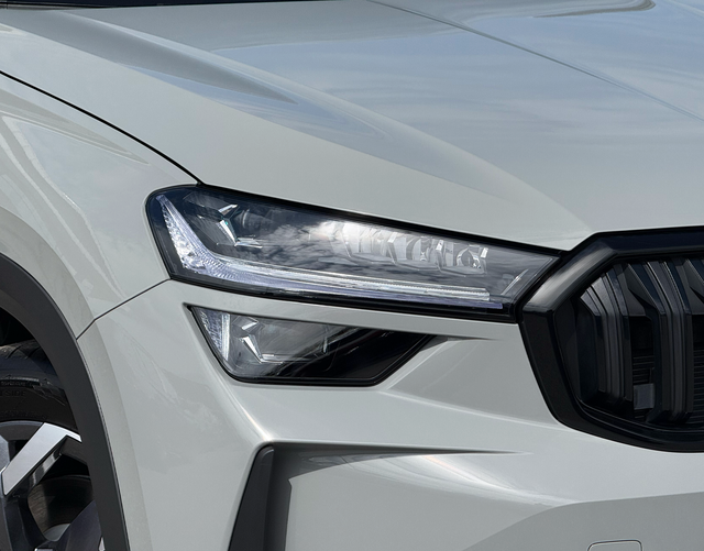 LED Scheinwerfer Skoda Kodiaq Sportline 2.0 TDI 142kW DSG 4x4